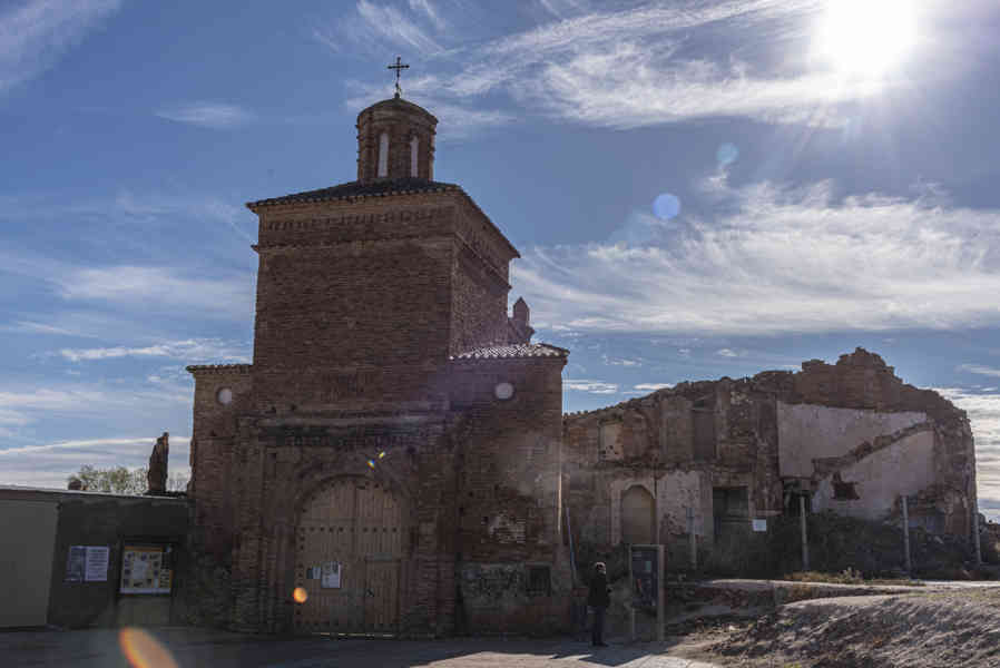 Zaragoza - Belchite 01 - Pueblo Viejo - Arco de la Villa.jpg